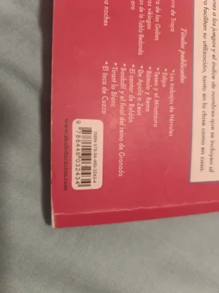 Drácula: El vampiro de Transilvania. 2 LIBROS