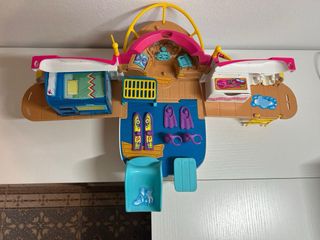 Barco Piny pon con figuras