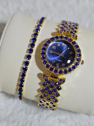 Conjunto de Joyas y Reloj Dorado con Azul