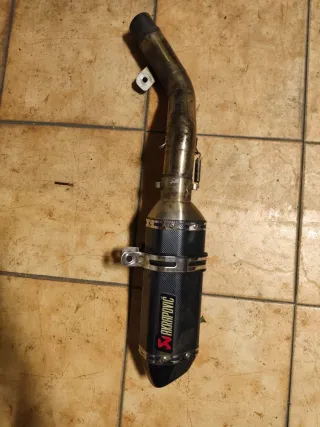 Silencioso Akrapovic Moto