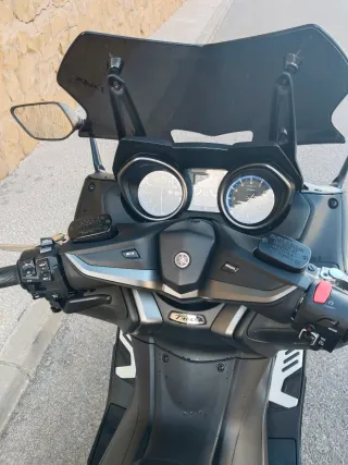Yamaha TMAX 560 Tech MAX