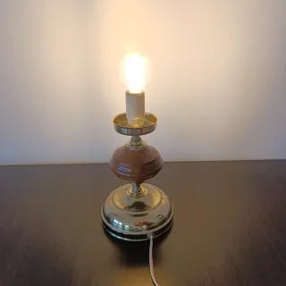 Lamparita vintage madera
