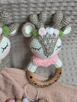 Canastilla bebé crochet ciervo y chupetero