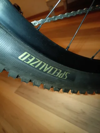 Llanta + Cubierta eliminator Specialized nuevas