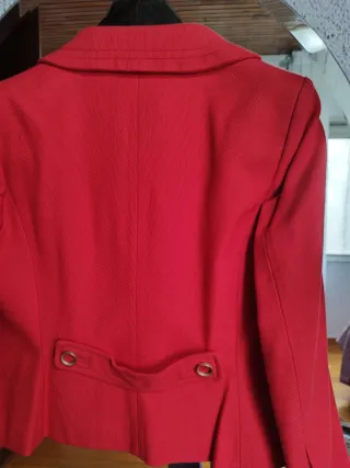 Chaqueta Carolina Herrera Roja