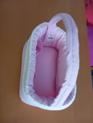 Cesta neceser para muñecos rosa