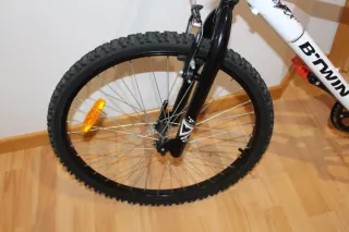 Bicicleta infantil 24 pulgadas. Nueva.