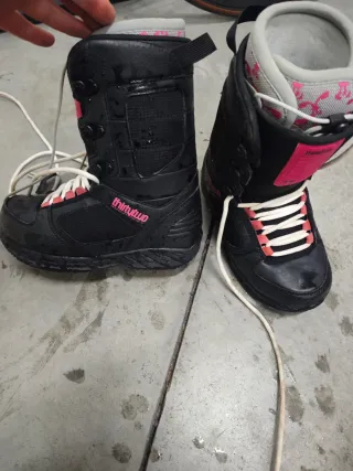 Tabla Snowboard Nitro con Fijaciones y botas