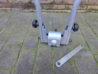 Portabicicletas Thule HangOn 9708