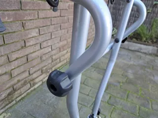 Portabicicletas Thule HangOn 9708