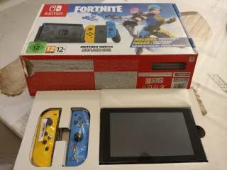 Nintendo Switch Azul y Amarillo