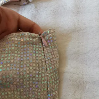 Conjunto top y falda brillante