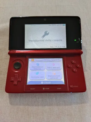 Nintendo 3DS rosso