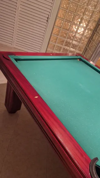 Mesa de billar americana y francesa
