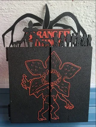 Expositor Stranger Things Personajes