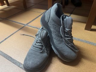 Zapatillas de trabajo grises talla 38