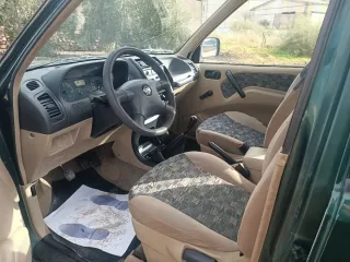 Nissan Terrano II 2002