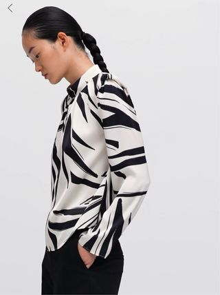 Blusa Mango Estampada Talla M