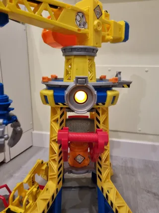 Grúa Patrulla Canina con accesorios