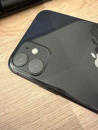 iPhone 11 64GB Gris Espacial