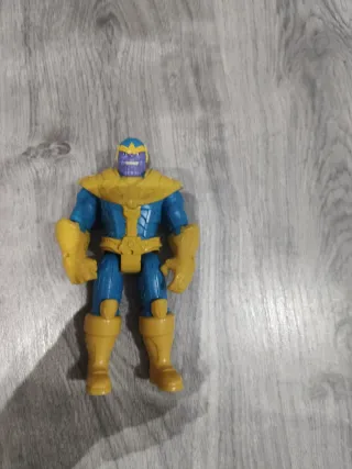 Figura Thanos Marvel