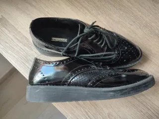 Zapatos negros de vestir