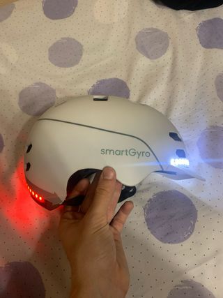 Casco SmartGyro blanco patinete/bici