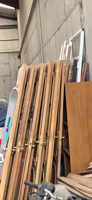 Puertas de Roble con Manilla y Molduras