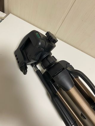 Trípode Hama para cámara