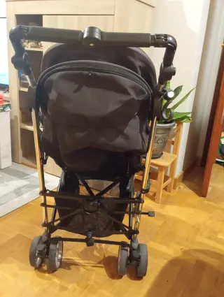 Silla de paseo negra