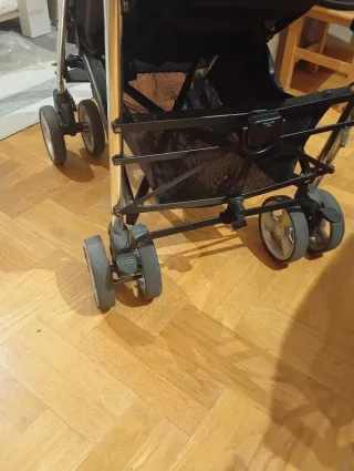 Silla de paseo negra