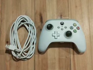 Xbox One S 500GB Ideal Fortnite y Rocket League