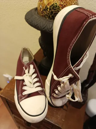 Zapatillas Lonetas Rojas y Blancas