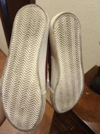 Zapatillas Lonetas Rojas y Blancas