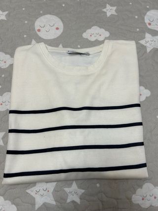 Lote capa roja con cuello, pantalón y jersey a ray