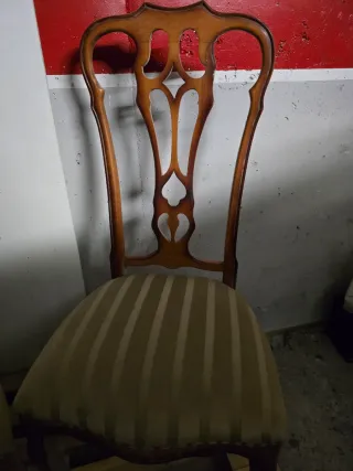 Pareja Sillas Clásicas Madera Tapizadas