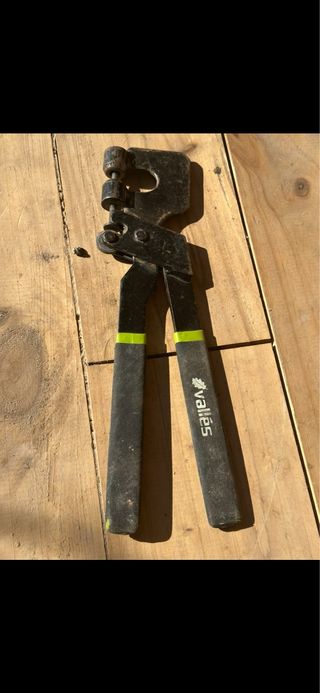 Punzonadora Valles (Vampiro)