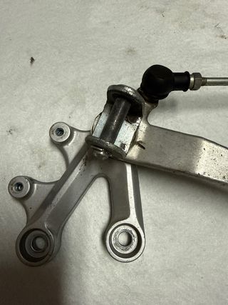 Soportes Estriberas Suzuki GSXR 750 K5