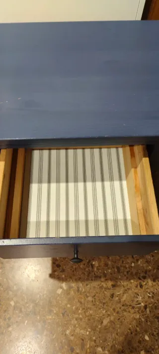 Mesa de Noche Ikea Henmes