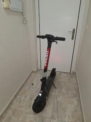 Patinete Eléctrico Ducati Pro II, + cargador+canda