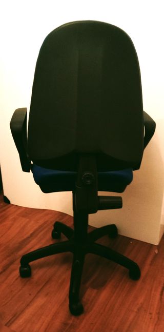 Silla giratoria de oficina giratoria con ruedas