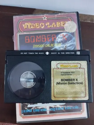 Beta Bomber X Mision Galactica La Nave Calavera