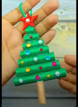 Adornos Navideños Hechos a Mano