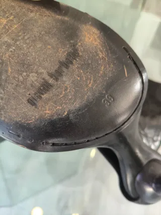 Sandalias Gianni Barbato Piel Negra Tacón