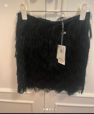 Falda Stradivarius flecos negra