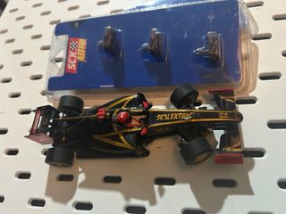 Coche Scalextric + 6 Hojas y decregalo el scaletri
