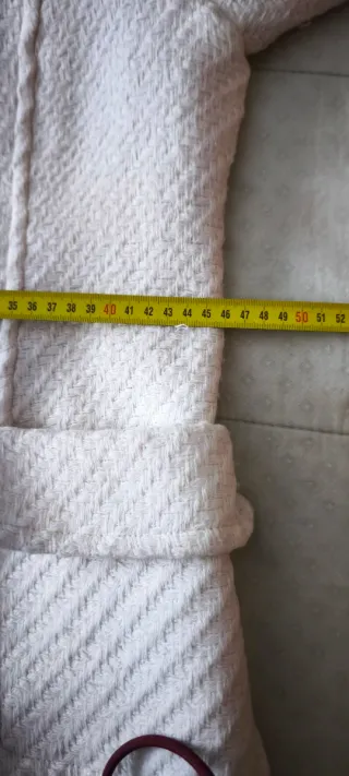 Abrigo blanco doble botonadura