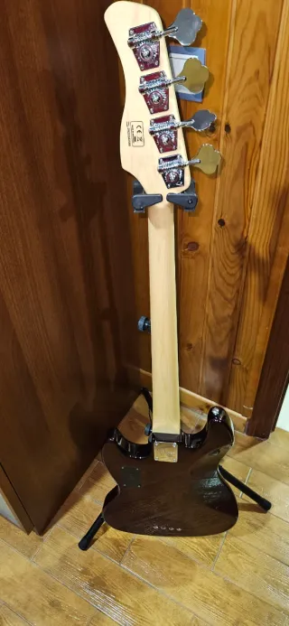 Bajo Marcus Miller Sire V7 2nd Gen