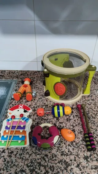 Tambor infantil con accesorios