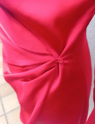Vestido fiesta rojo Zara